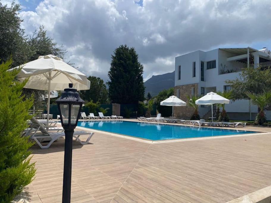 Girne/Zeytinlik 2+1 Muhtesem Terasli Daire Eksteriør billede